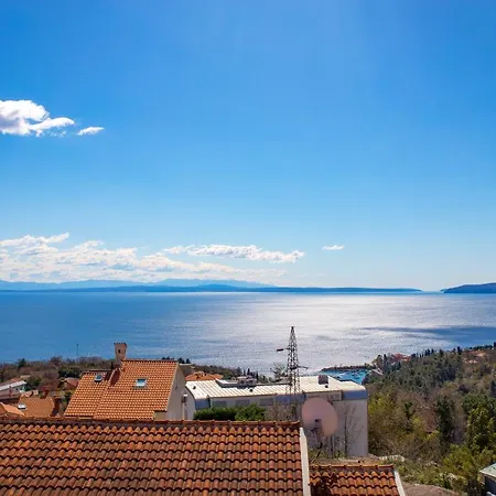 아파트 Barbara, Sea View With Terrace Near Opatija