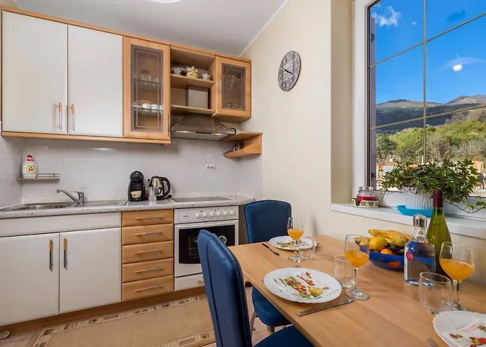 Barbara, Sea View With Terrace Near Opatija