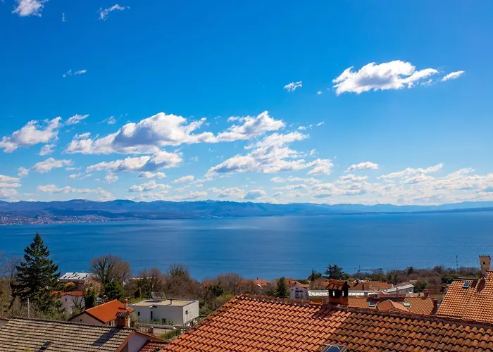 Barbara, Sea View With Terrace Near Opatija